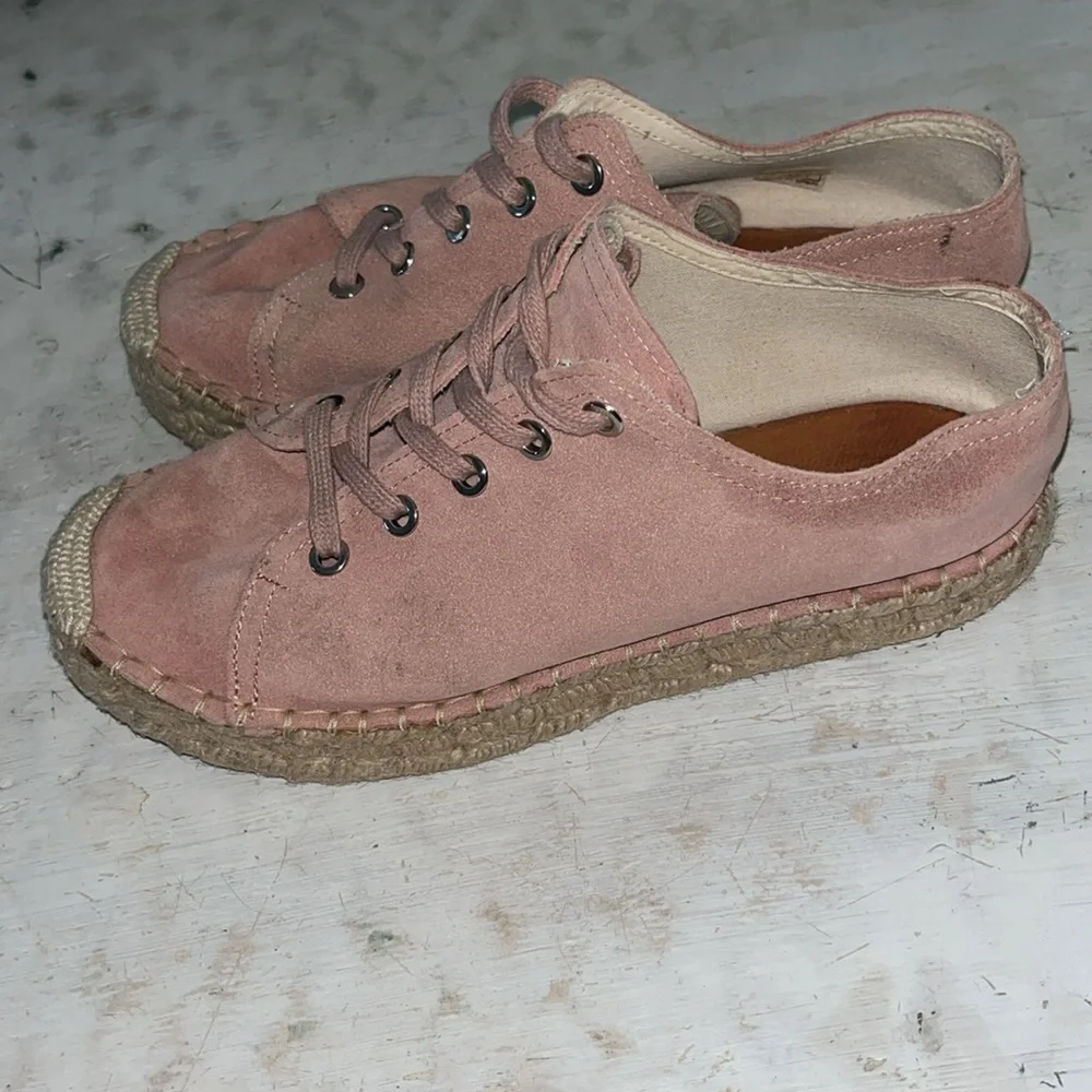 Alohas pink suede espadrilles shoe | size 7-7.5